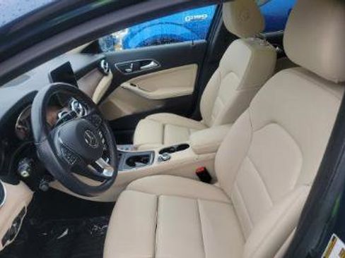 Used 2019 Mercedes-Benz GLA 250 4MATIC image 8