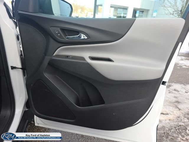 Used 2024 Chevrolet Equinox LS AWD/4WD image 9