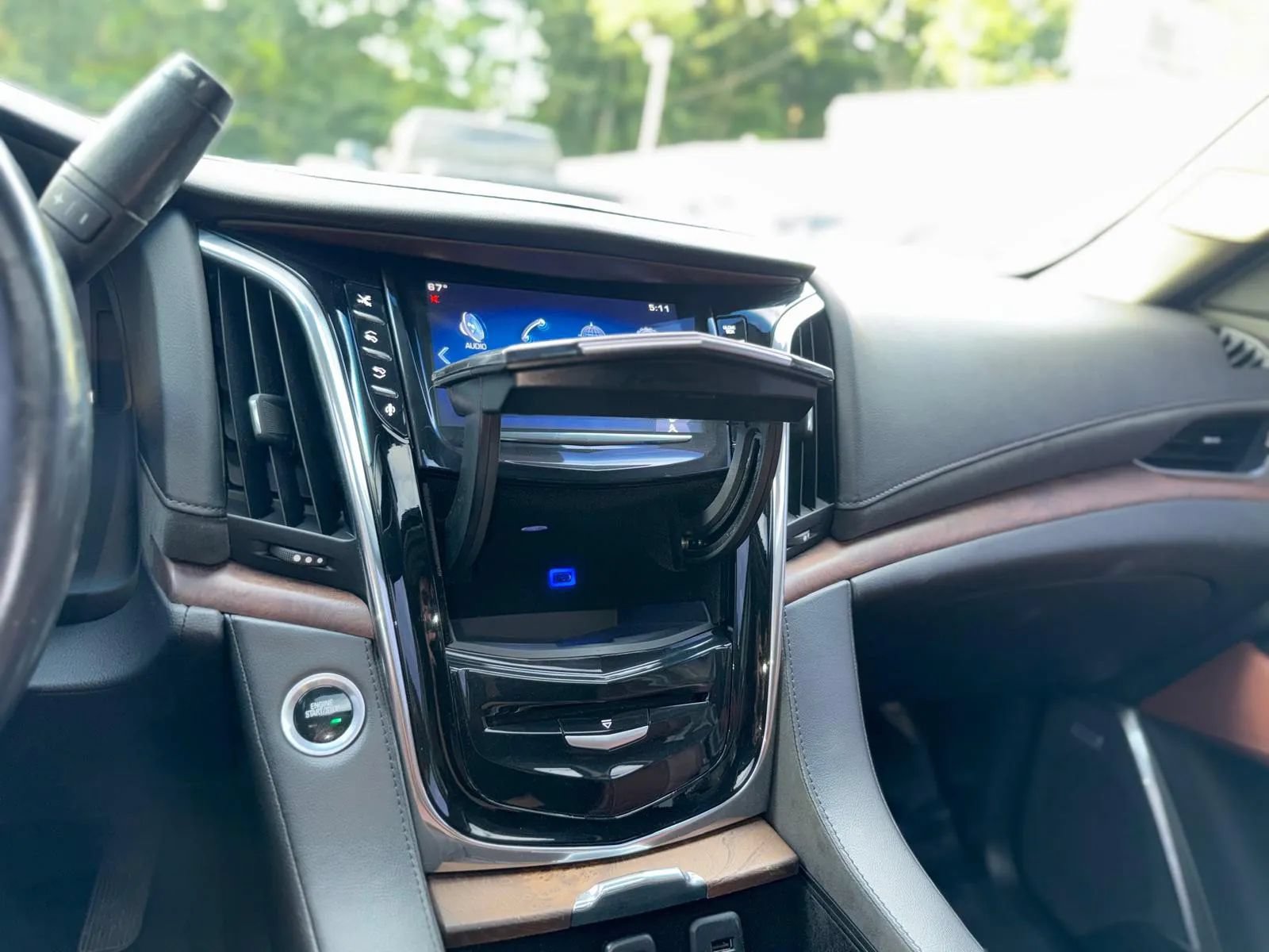Used 2015 Cadillac Escalade ESV Premium AWD/4WD image 21
