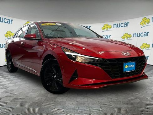 Used 2022 Hyundai Elantra SEL image 1