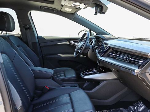 Used 2023 Audi Q4 e-tron Premium w/ Convenience Package RWD image 22