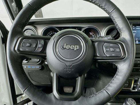 Used 2023 Jeep Wrangler Unlimited w/ Cold Weather Group AWD/4WD image 41