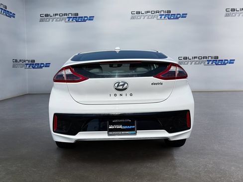 Used 2017 Hyundai Ioniq Limited w/ Limited Ultimate Package 02 FWD image 6