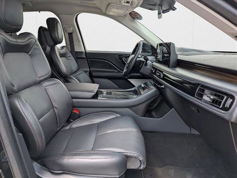 Used 2025 Lincoln Aviator Reserve w/ Equipment Group 201A image 21
