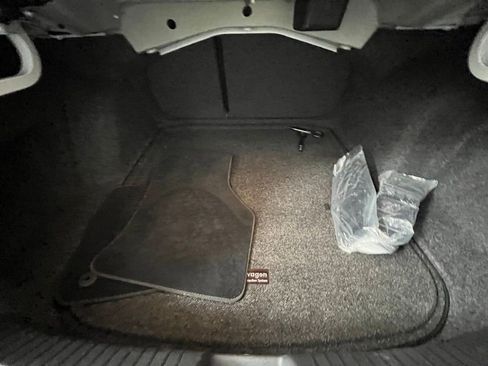 Certified 2020 Volkswagen Jetta SE image 29