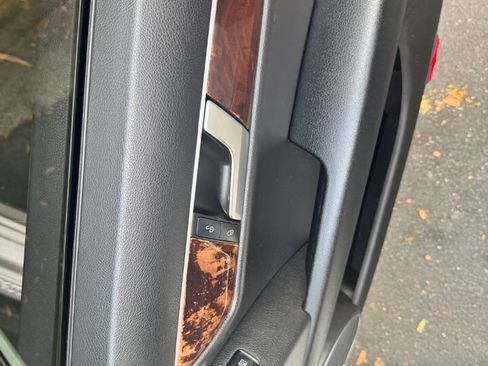 Used 2013 Mercedes-Benz C 300 C 300 Sport 4MATIC AWD 4dr Sed w/ Multimedia Pkg image 9