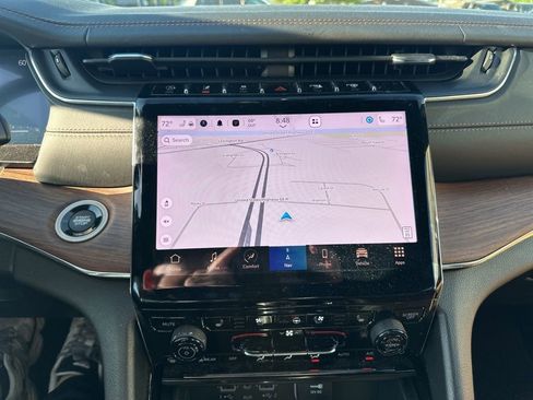 Used 2023 Jeep Grand Cherokee L Summit image 7