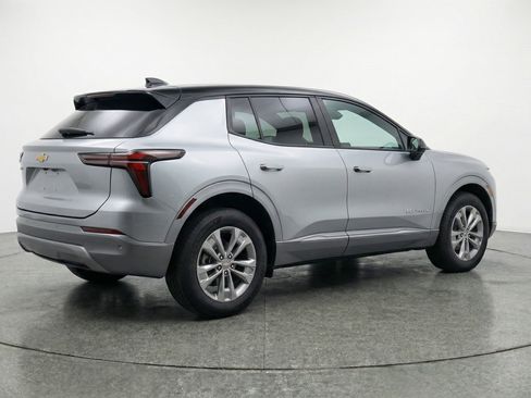 Used 2025 Chevrolet Equinox LT image 9