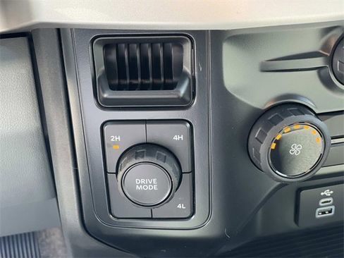 New 2026 Ford F350 XL w/ XL Chrome Package image 16