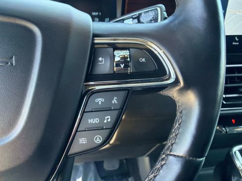 Used 2023 Lincoln Navigator Reserve AWD/4WD image 29