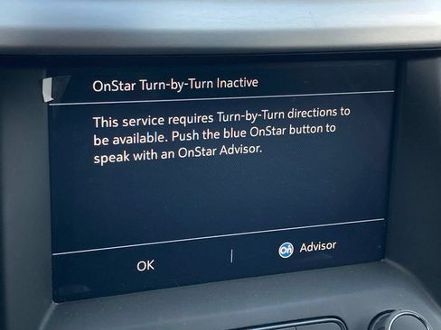Used 2022 GMC Acadia SLE w/ Driver Convenience Package FWD image 23