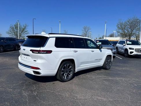 Used 2022 Jeep Grand Cherokee L Overland w/ Luxury Tech Group IV image 10