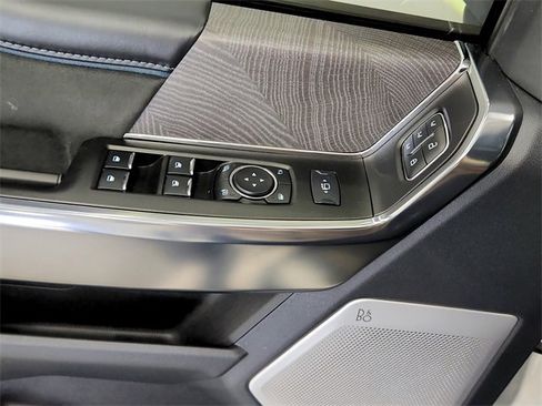 Used 2025 Ford F250 Platinum image 26