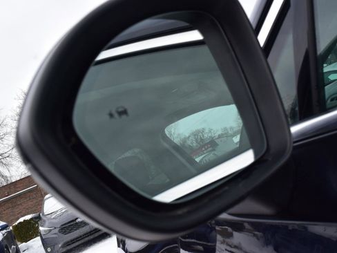 Used 2021 Buick Envision Essence FWD image 13