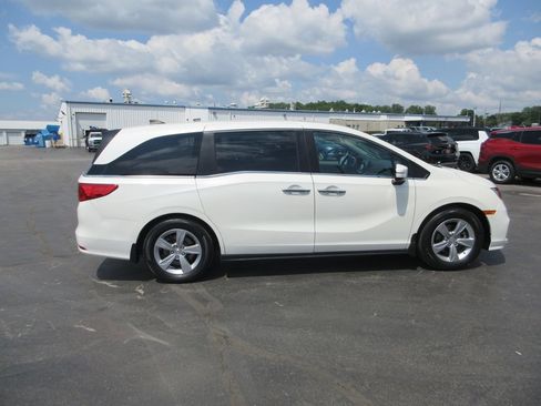 Used 2018 Honda Odyssey EX-L image 2