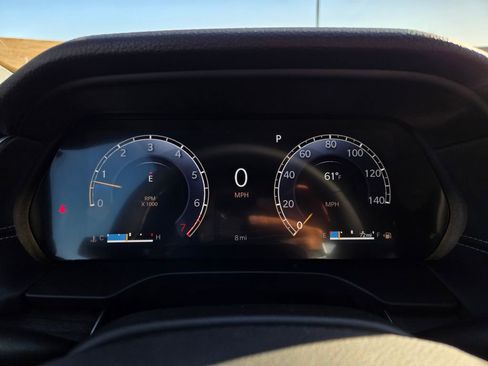 New 2025 Jeep Grand Cherokee Limited image 19