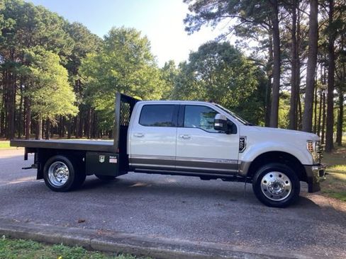 Used 2019 Ford F450 Lariat w/ Lariat Ultimate Package image 3