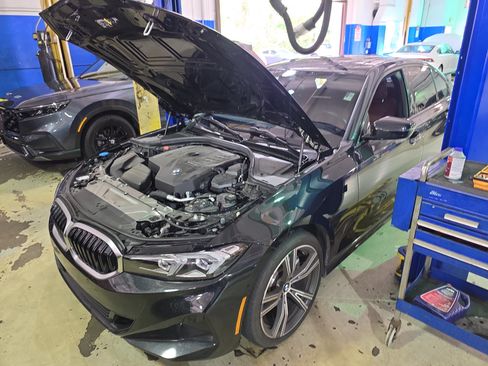 Used 2023 BMW 330i Sedan w/ Driving Assistance Package RWD image 1