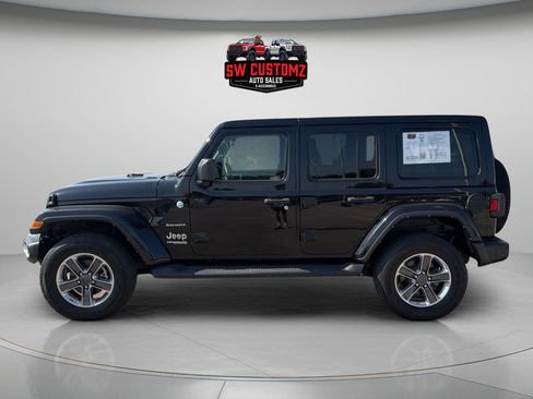 Used 2021 Jeep Wrangler Unlimited Sahara AWD/4WD image 4