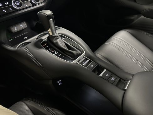 New 2026 Honda HR-V EX-L image 13