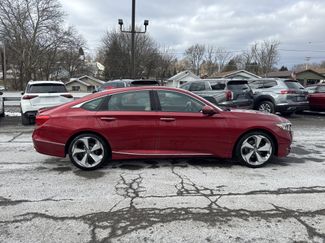 Used 2018 Honda Accord Touring video 2