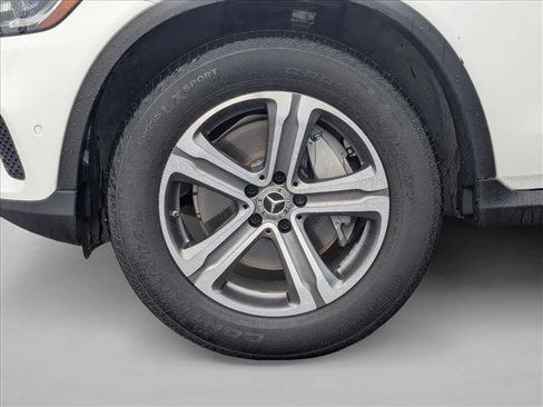 Used 2020 Mercedes-Benz GLC 300 GLC 300 w/ Parking Assistance Package image 23