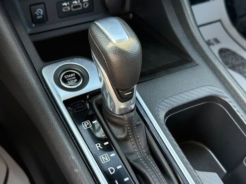 Used 2025 Nissan Sentra SV image 21