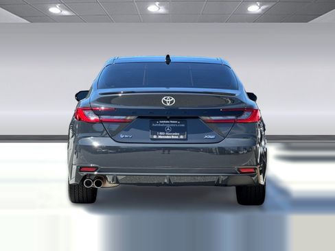 Used 2025 Toyota Camry XSE FWD image 9