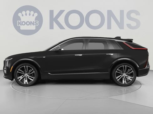 Used 2024 Cadillac Lyriq Luxury w/ LPO, Floor Liner Package AWD/4WD image 2