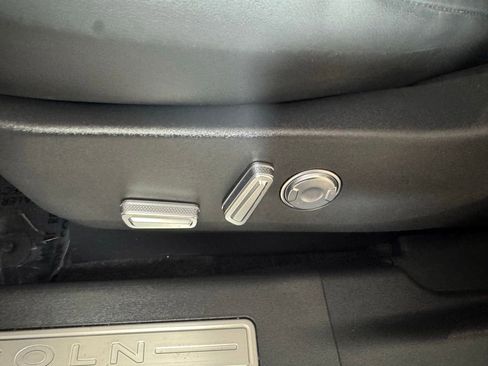 New 2026 Lincoln Nautilus Premier w/ Equipment Group 102A image 39