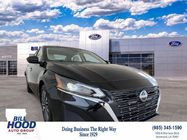 Used 2024 Nissan Altima 2.5 SV FWD image 1
