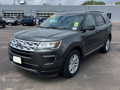 Used 2019 Ford Explorer XLT w/ Class III Trailer Tow Package AWD/4WD image 1