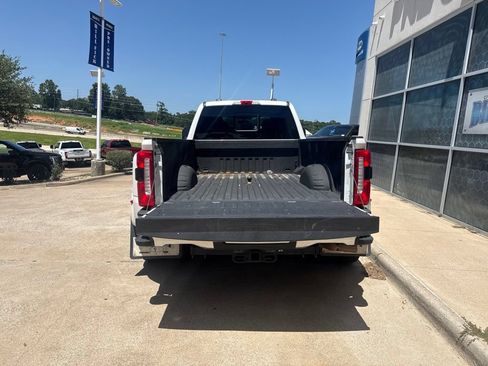 Used 2024 Ford F350 Lariat w/ FX4 Off-Road Package AWD/4WD image 7