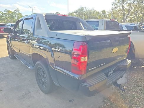 Used 2007 Chevrolet Avalanche LT w/ LT Preferred Equipment Group image 2