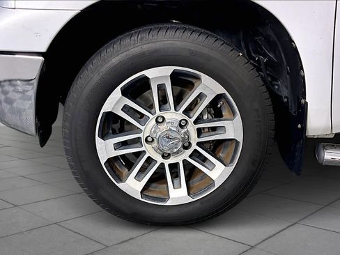 Used 2012 Toyota Tundra 2WD Double Cab image 10