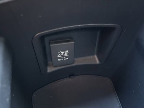 Used 2018 Honda Accord LX image 17