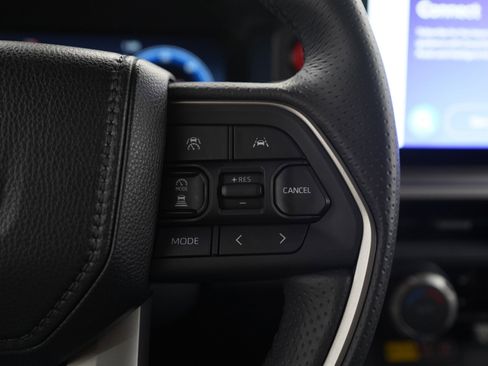 Used 2025 Toyota 4Runner TRD Off-Road Premium image 29