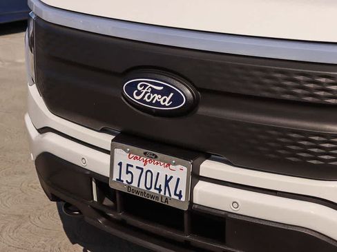 Used 2025 Ford F150 Lightning Flash AWD/4WD image 8