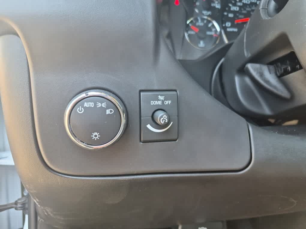 New 2026 Chevrolet Express 2500 Extended w/ Driver Convenience Package RWD image 10
