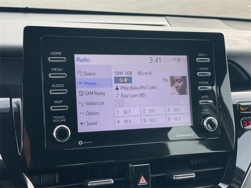 Used 2022 Toyota Camry SE image 10