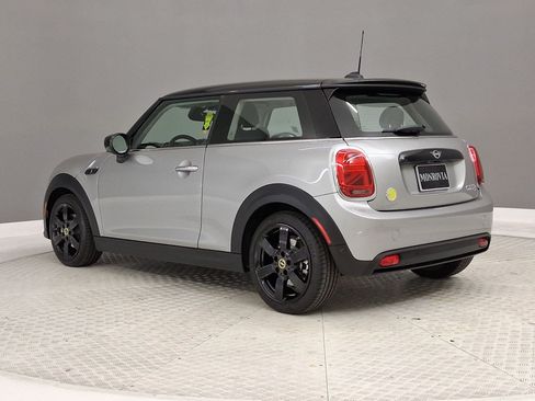 Used 2024 MINI Cooper SE FWD image 2
