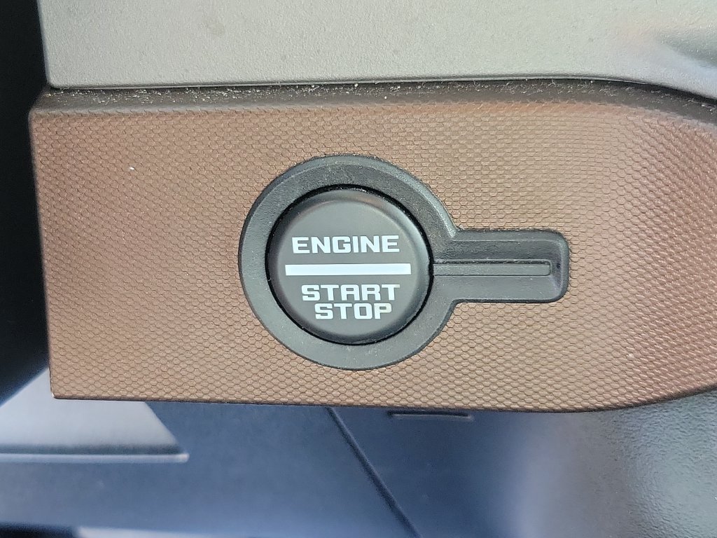 Used 2023 Ford Bronco Outer Banks AWD/4WD image 24
