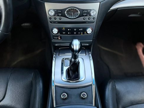 Used 2015 INFINITI Q40 w/ Navigation Package RWD image 16