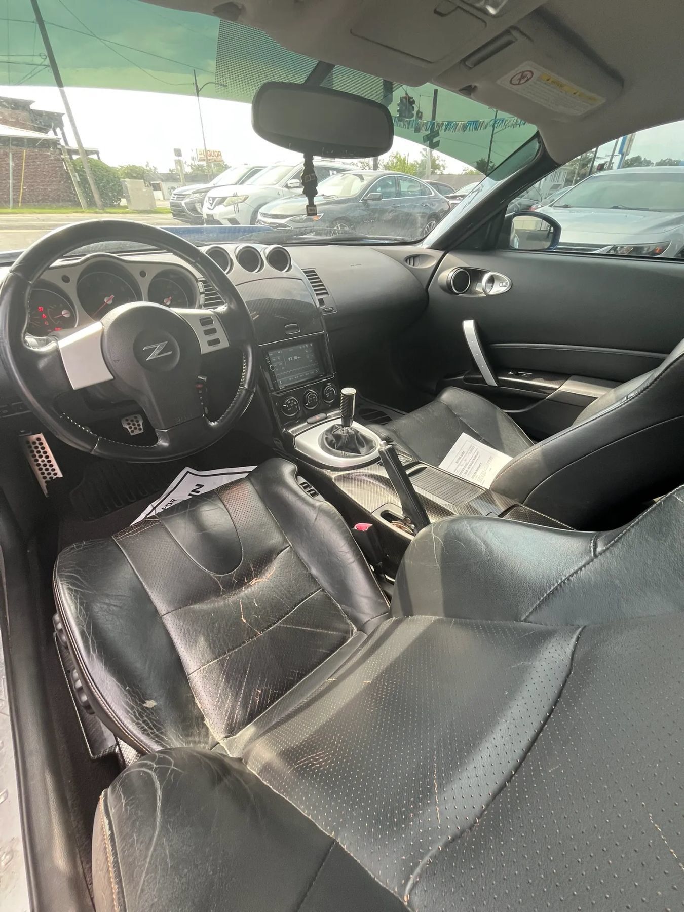 Used 2005 Nissan 350Z Touring RWD image 8