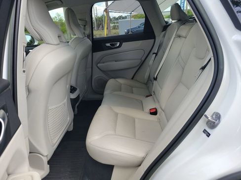 Certified 2023 Volvo XC60 B5 Ultimate w/ Climate Package AWD/4WD image 13
