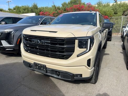 Used 2023 GMC Sierra 1500 Elevation RWD image 1