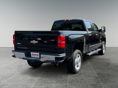 Used 2018 Chevrolet Silverado 2500 LTZ w/ Vortec Plus Package AWD/4WD image 5