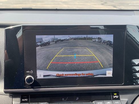 Used 2025 Toyota Camry LE FWD image 22