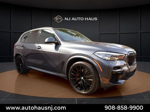 Used 2022 BMW X5 sDrive40i w/ M Sport Package RWD image 1