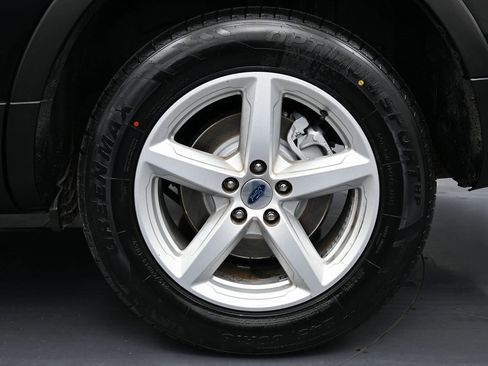 Used 2018 Ford Explorer 4WD w/ Class II Trailer Tow Package image 10